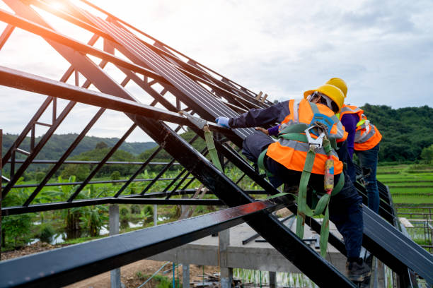 Best Residential Roofing Contractor  in Richfield, WI